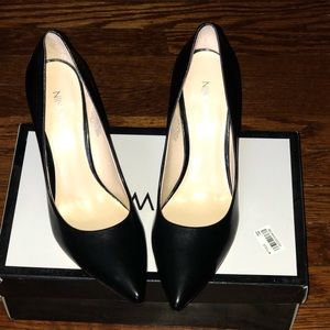 Nine West Black Pumps